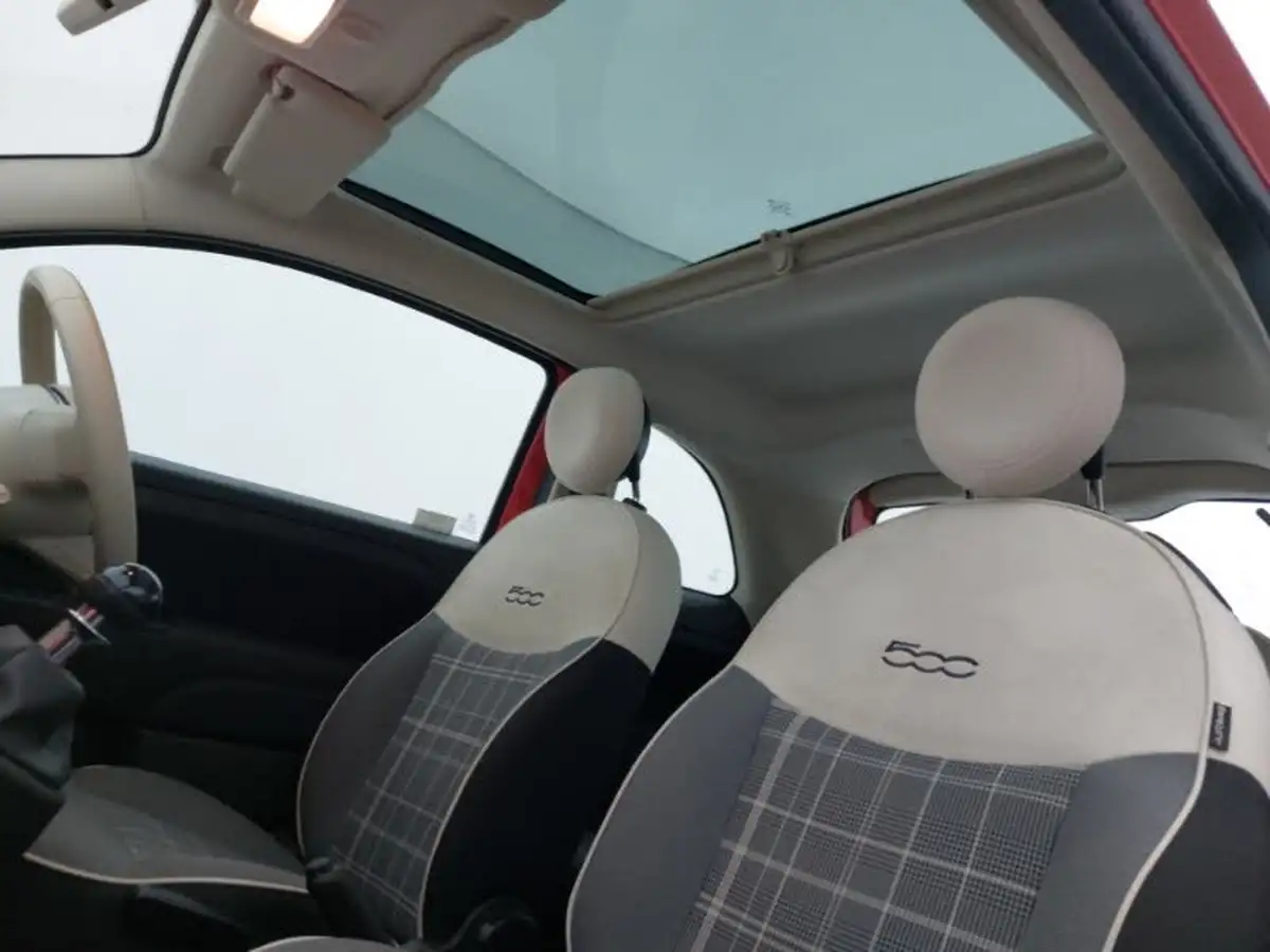 2021-fiat-500-10-lounge-big-11