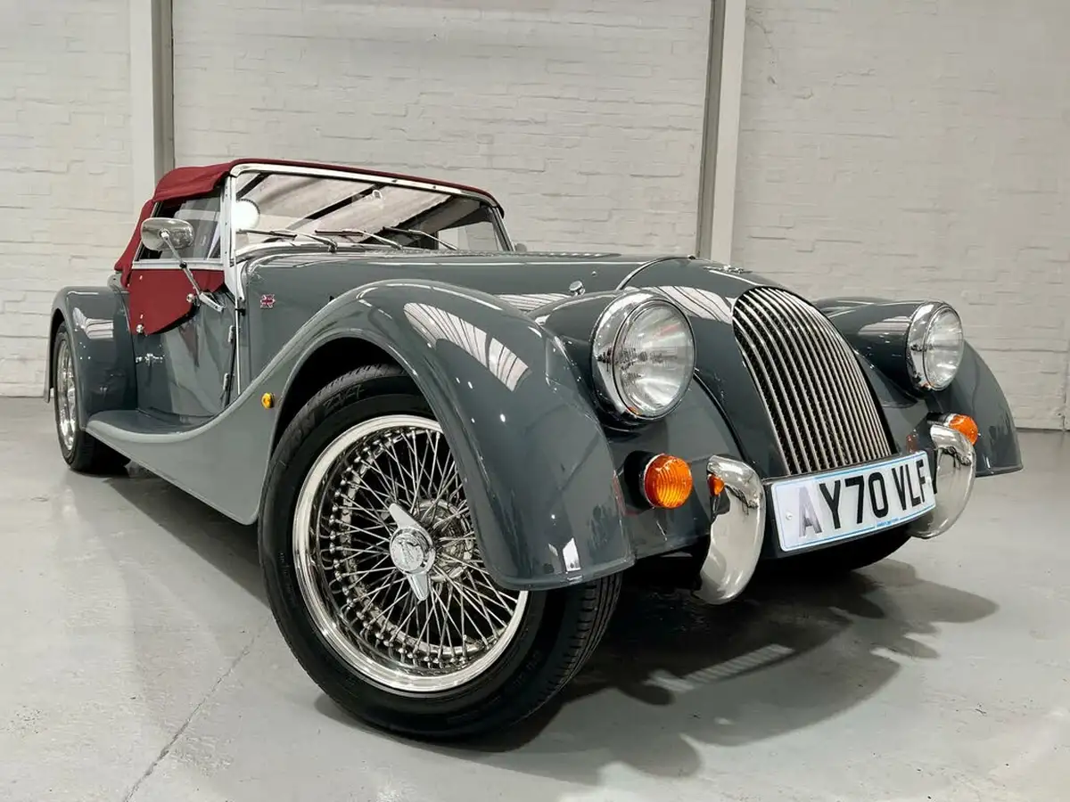 2020-morgan-roadster-37-big-0