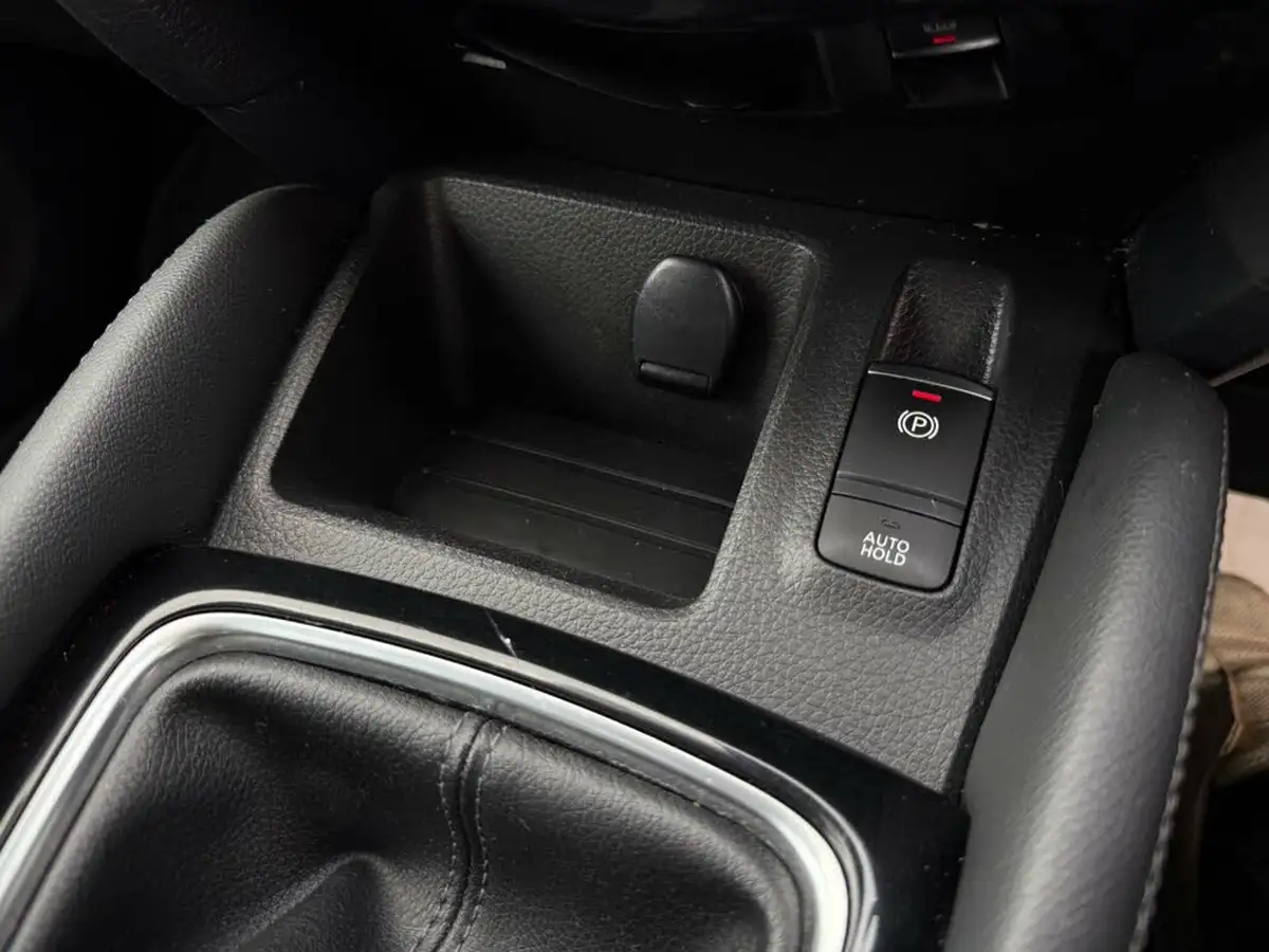 2019-nissan-qashqai-13-dig-t-acenta-premium-140ps-big-46