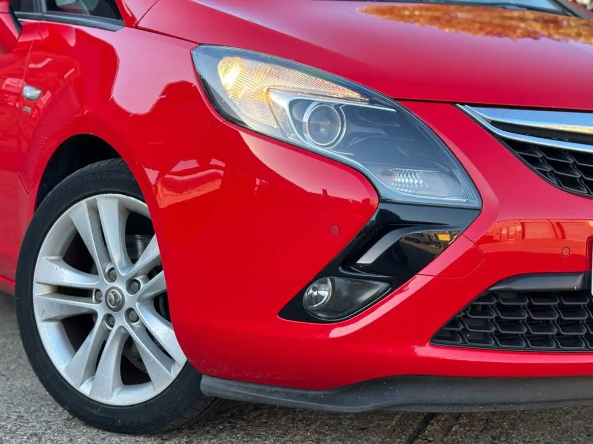 2016-vauxhall-zafira-tourer-14i-16v-turbo-sri-big-13