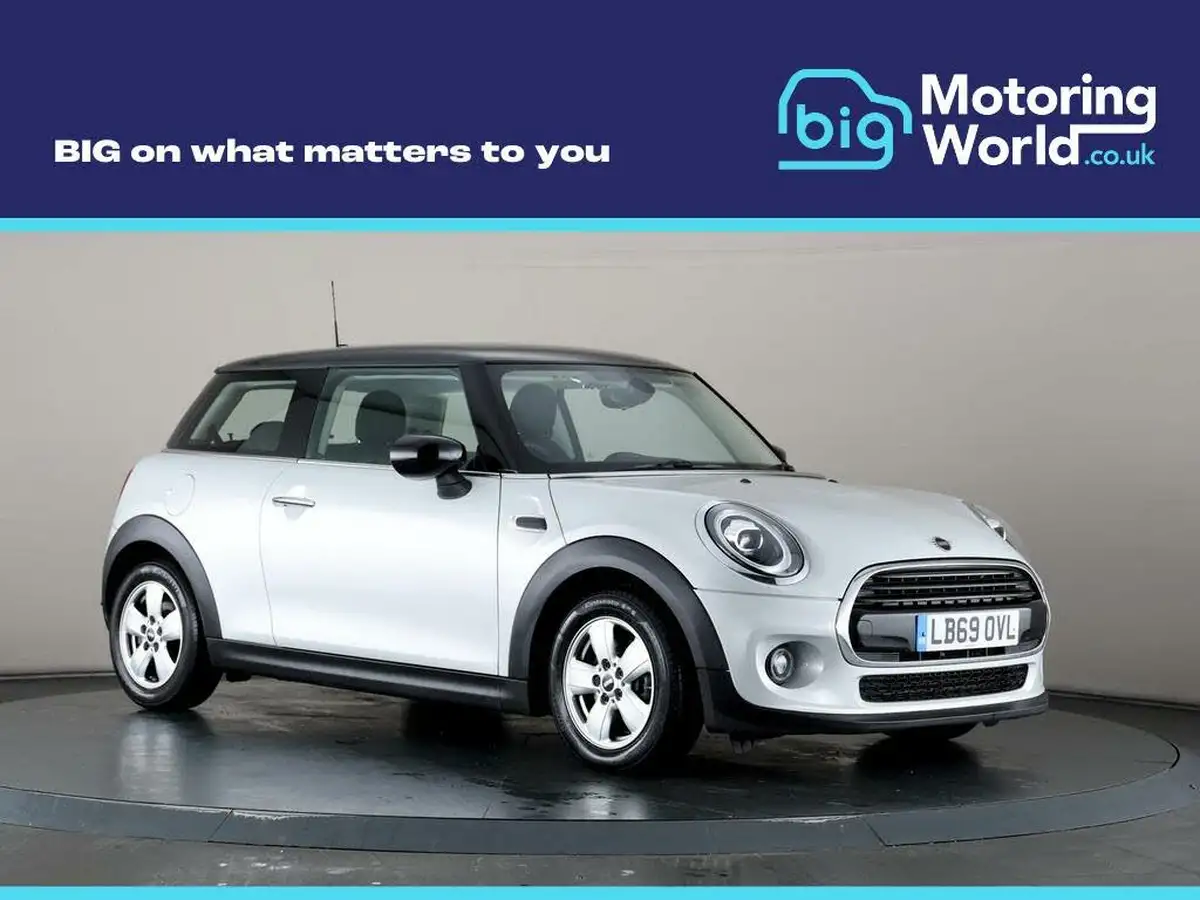 2019-mini-cooper-15-cooper-classic-hatchback-3d-auto-big-0