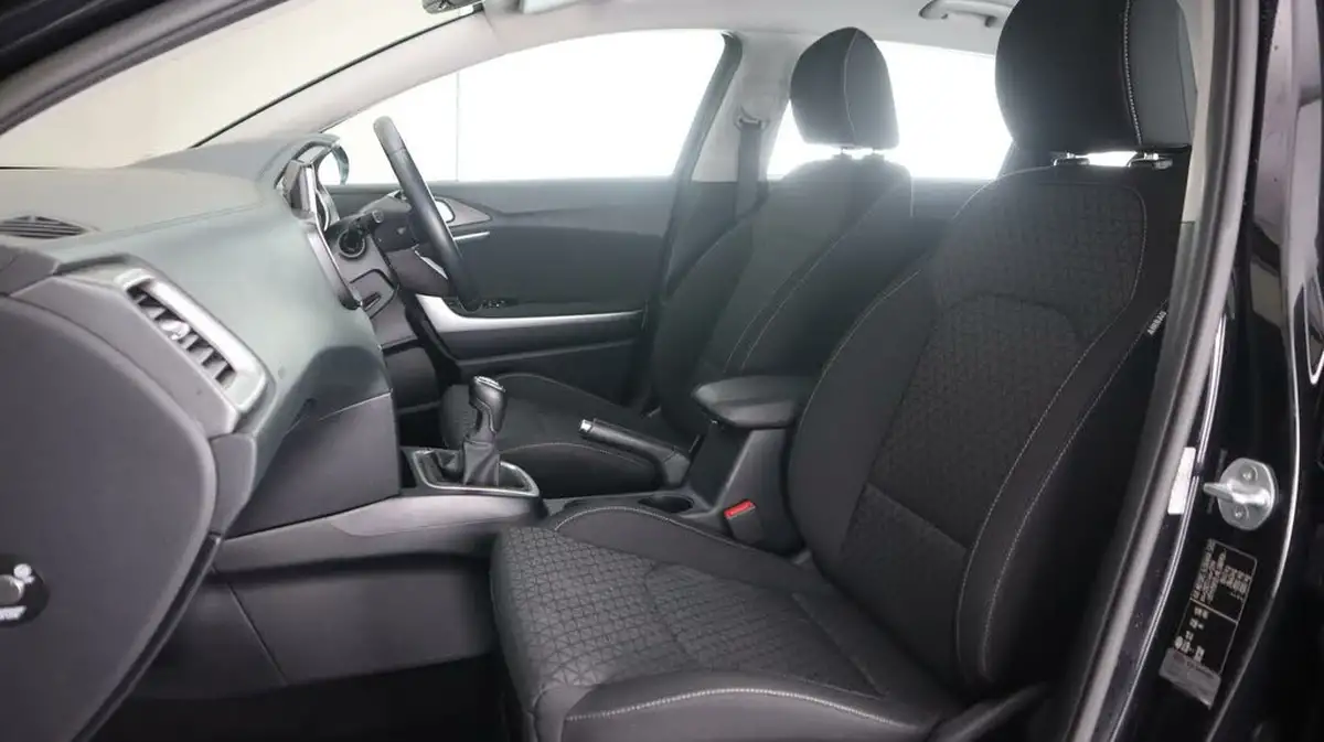 2021-kia-ceed-10-t-gdi-2-sportswagon-big-13