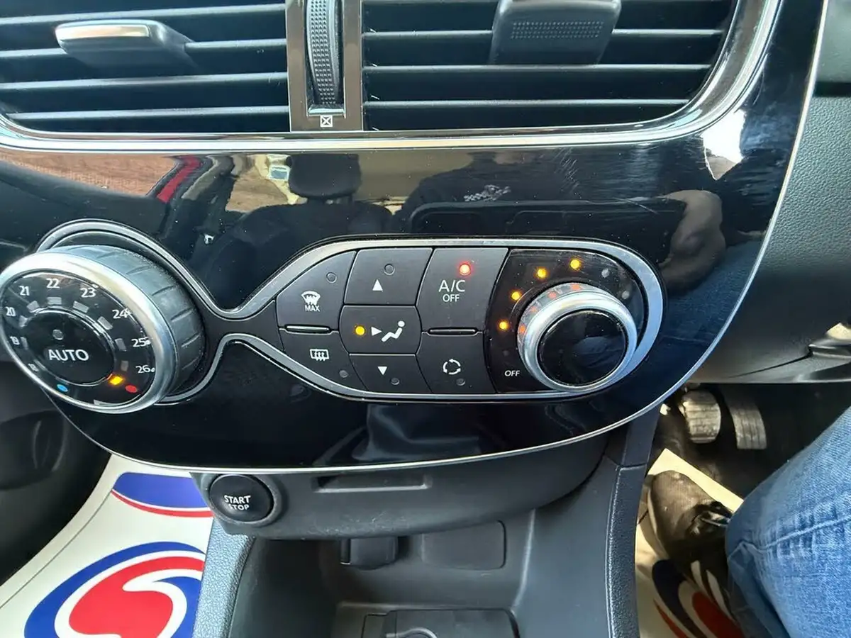 2018-renault-clio-15dci-dynamique-s-nav-90bhp-big-17
