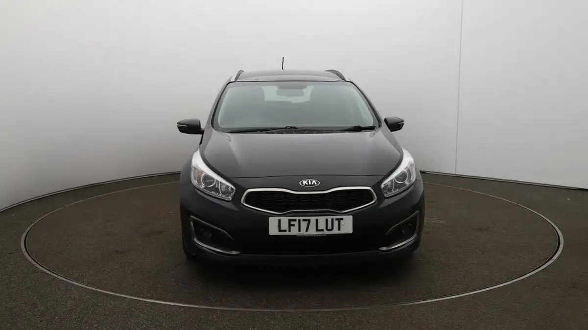 2017-kia-ceed-16crdi-3-sportswagon-big-2