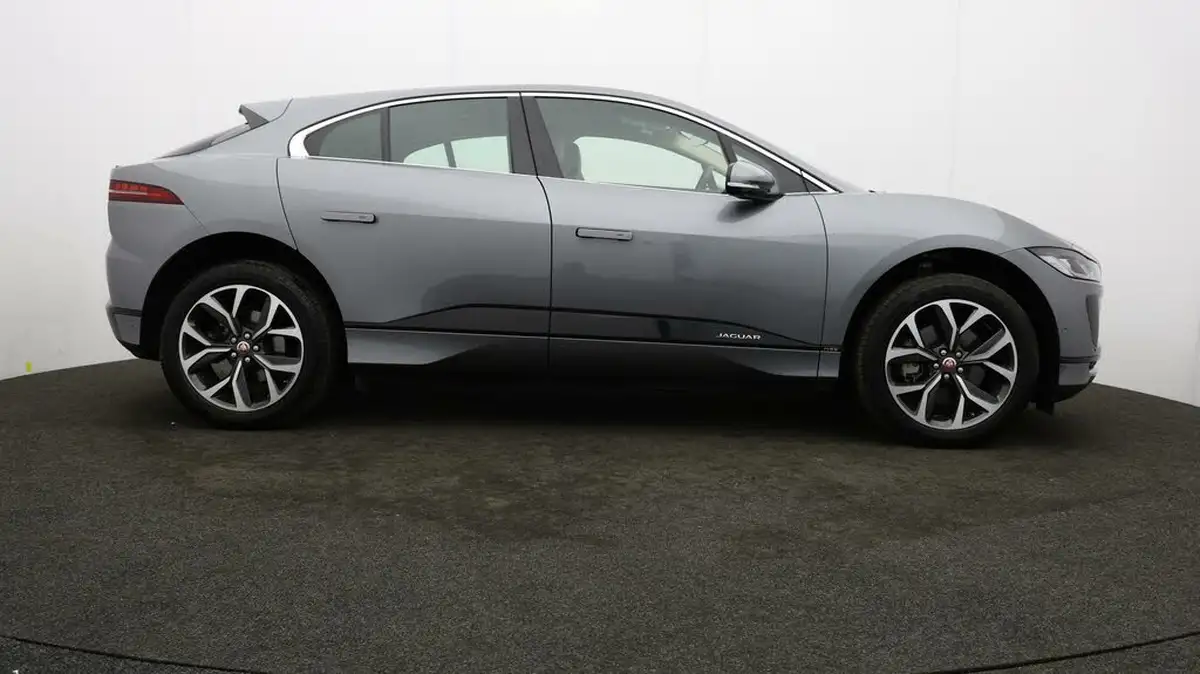 2021-jaguar-i-pace-ev400-hse-big-7