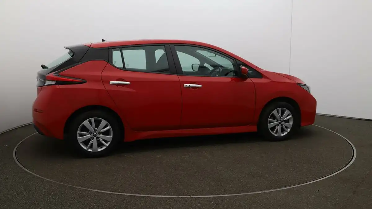 2021-nissan-leaf-e-acenta-big-44