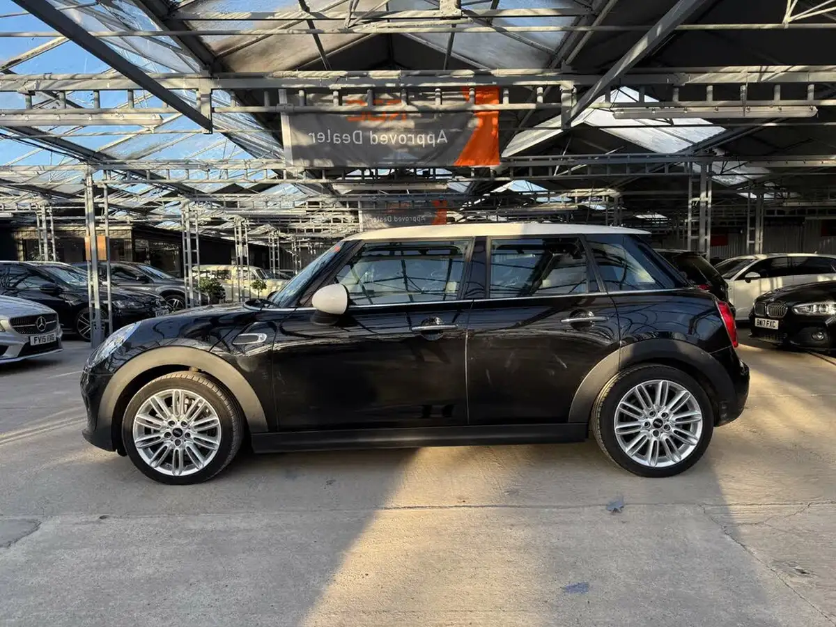 2016-mini-cooper-15td-cooper-d-ss-hatchback-5d-auto-big-11