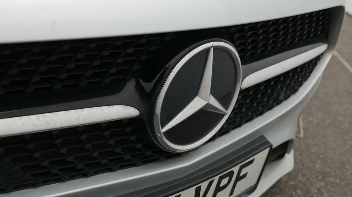 2022-mercedes-benz-b-class-13-b200-amg-line-premium-edition-big-23