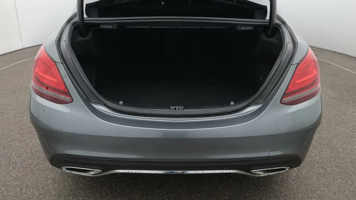 2019-mercedes-benz-c-class-16d-c200d-amg-line-edition-premium-saloon-4d-9g-tronic-plus-big-17