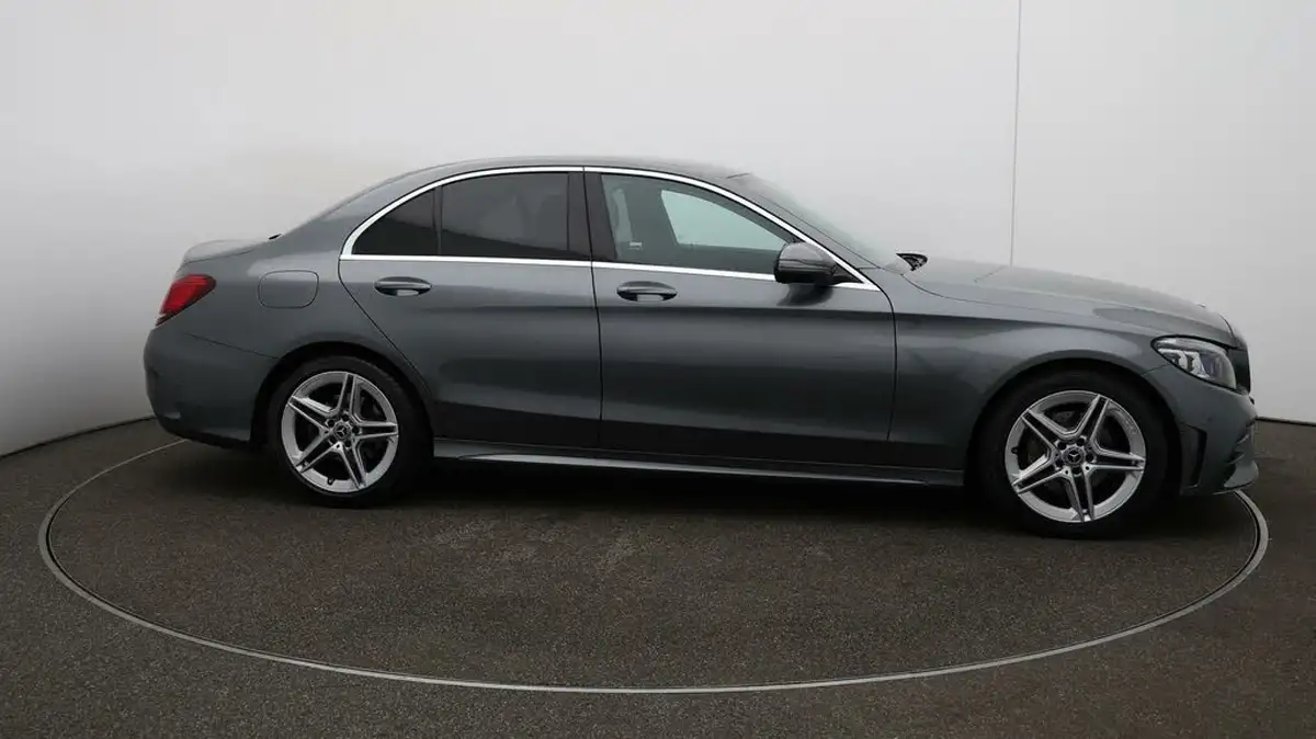 2019-mercedes-benz-c-class-16d-c200d-amg-line-edition-premium-saloon-4d-9g-tronic-plus-big-39