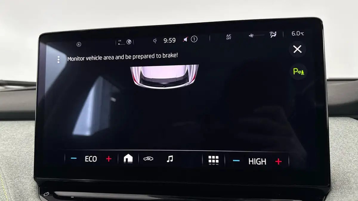 2021-skoda-enyaq-e-60-62-kwh-big-16