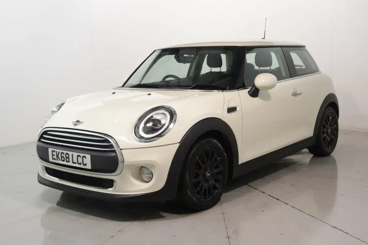 2018-mini-cooper-15-one-series-ii-ss-3d-big-2