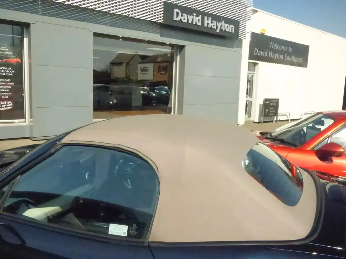 2021-mazda-mx-5-15-sport-venture-big-4