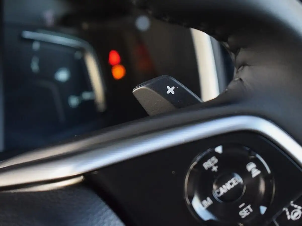 2019-honda-cr-v-20-i-mmd-se-4wd-big-19