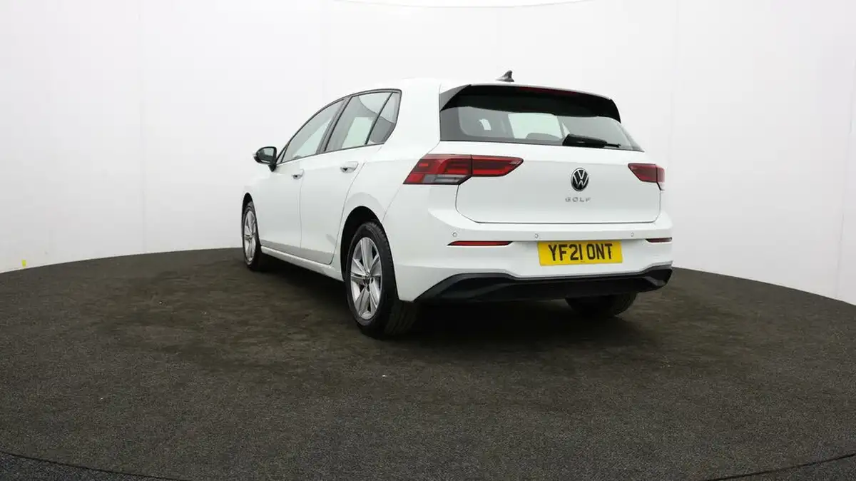 2021-volkswagen-golf-15-tsi-life-150ps-hatchback-big-70