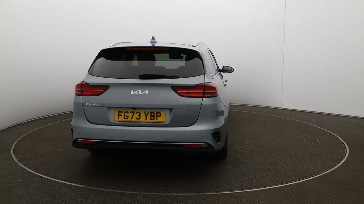 2023-kia-ceed-15-t-gdi-3-158bhp-sportswagon-big-49