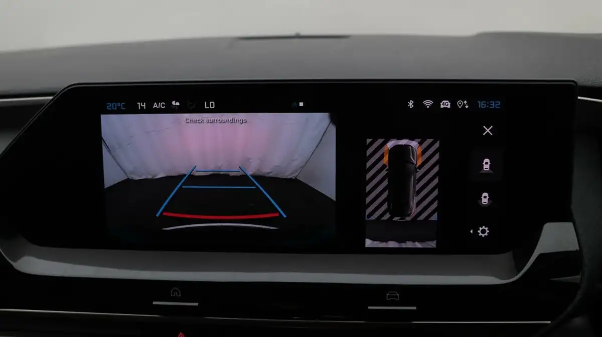 2023-citroen-c5-x-16-puretech-sense-plus-big-27