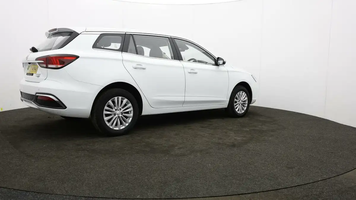 2022-mg-mg5-e-excite-ev-long-range-big-25