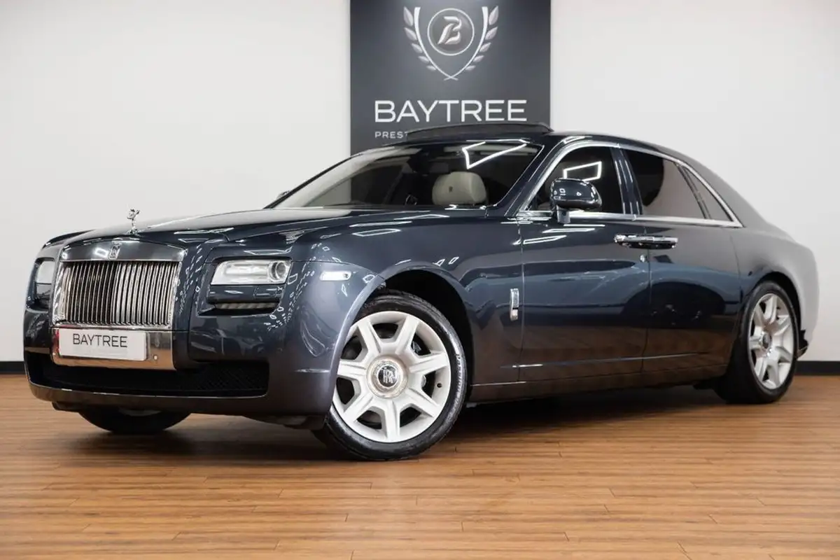 2015-rolls-royce-ghost-66-big-6