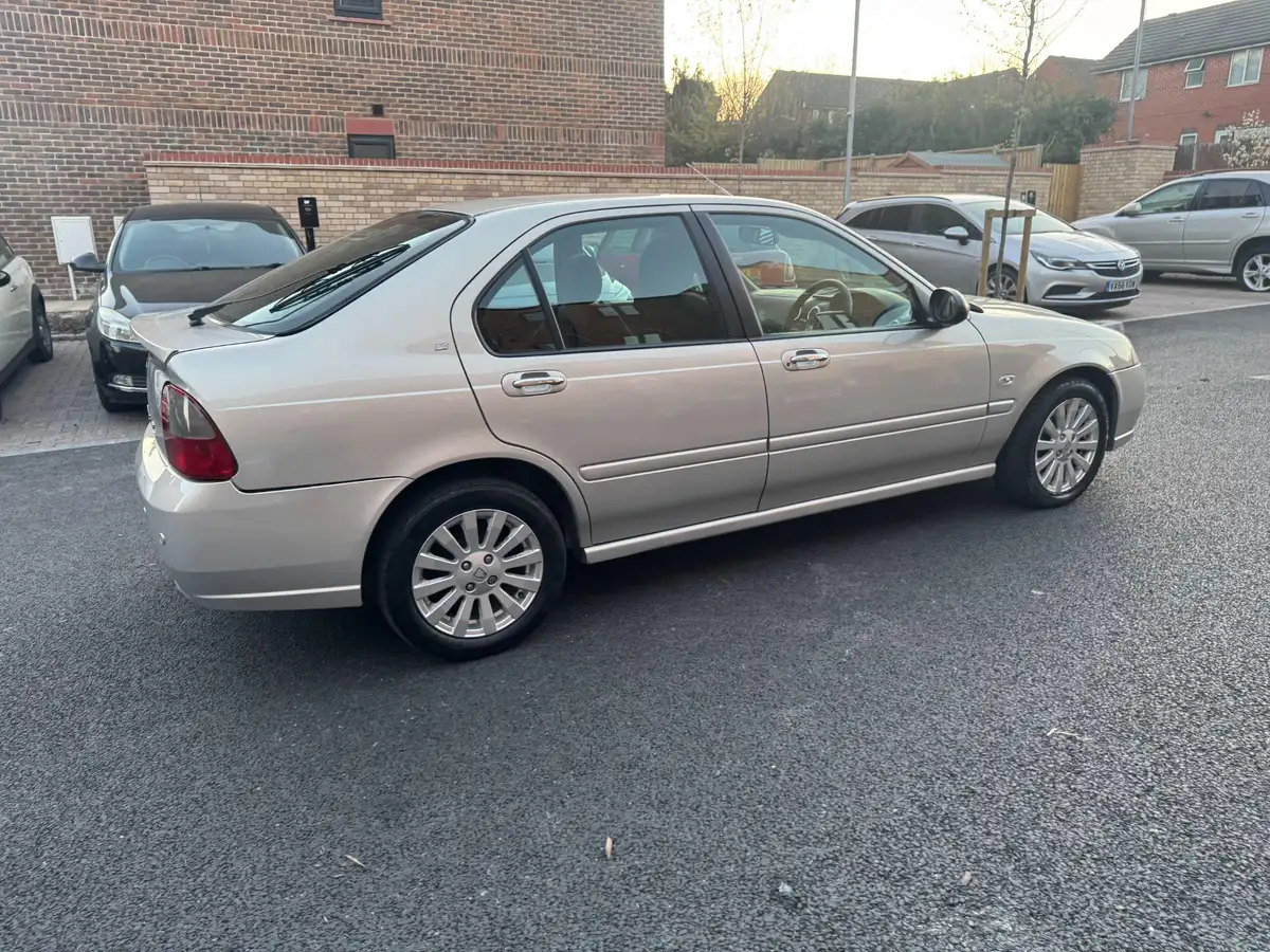 2004-rover-45-16-club-se-hatchback-5d-big-1