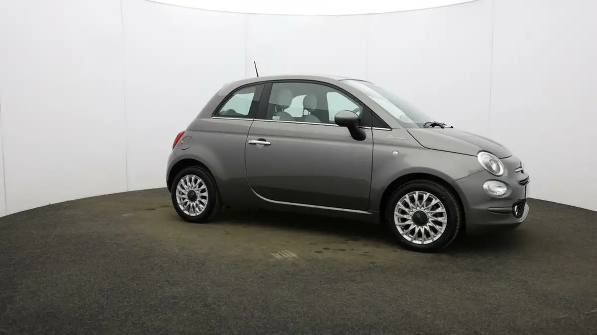 2022-fiat-500-10-dolcevita-big-40