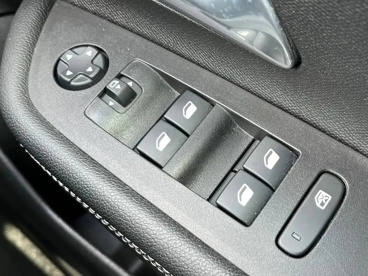 2022-vauxhall-mokka-12-sri-premium-100ps-big-26