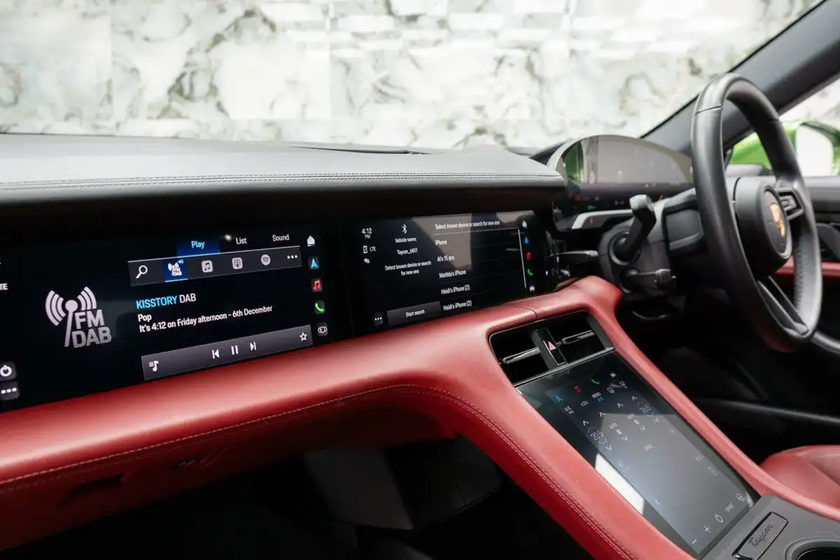 2021-porsche-taycan-e-4s-530ps-big-1