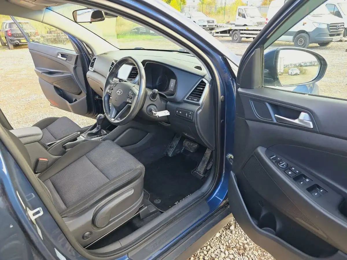2017-hyundai-tucson-17crdi-blue-drive-se-nav-141ps-dct-big-5