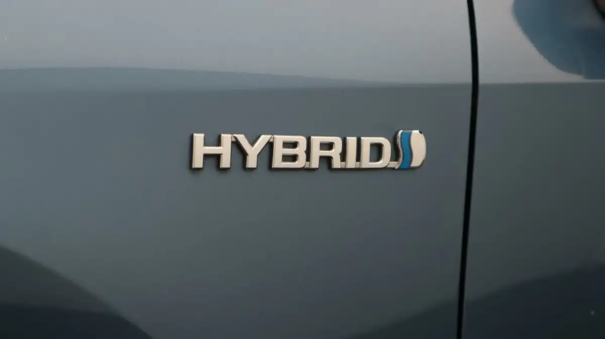 2021-toyota-corolla-18-vvt-i-design-trk-hatchback-5d-big-20