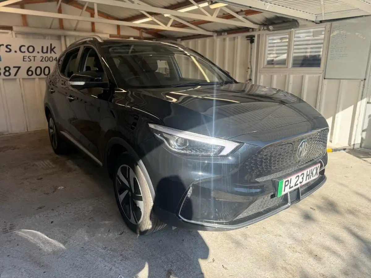 2023-mg-zs-suv-e-trophy-connect-ev-176ps-big-12