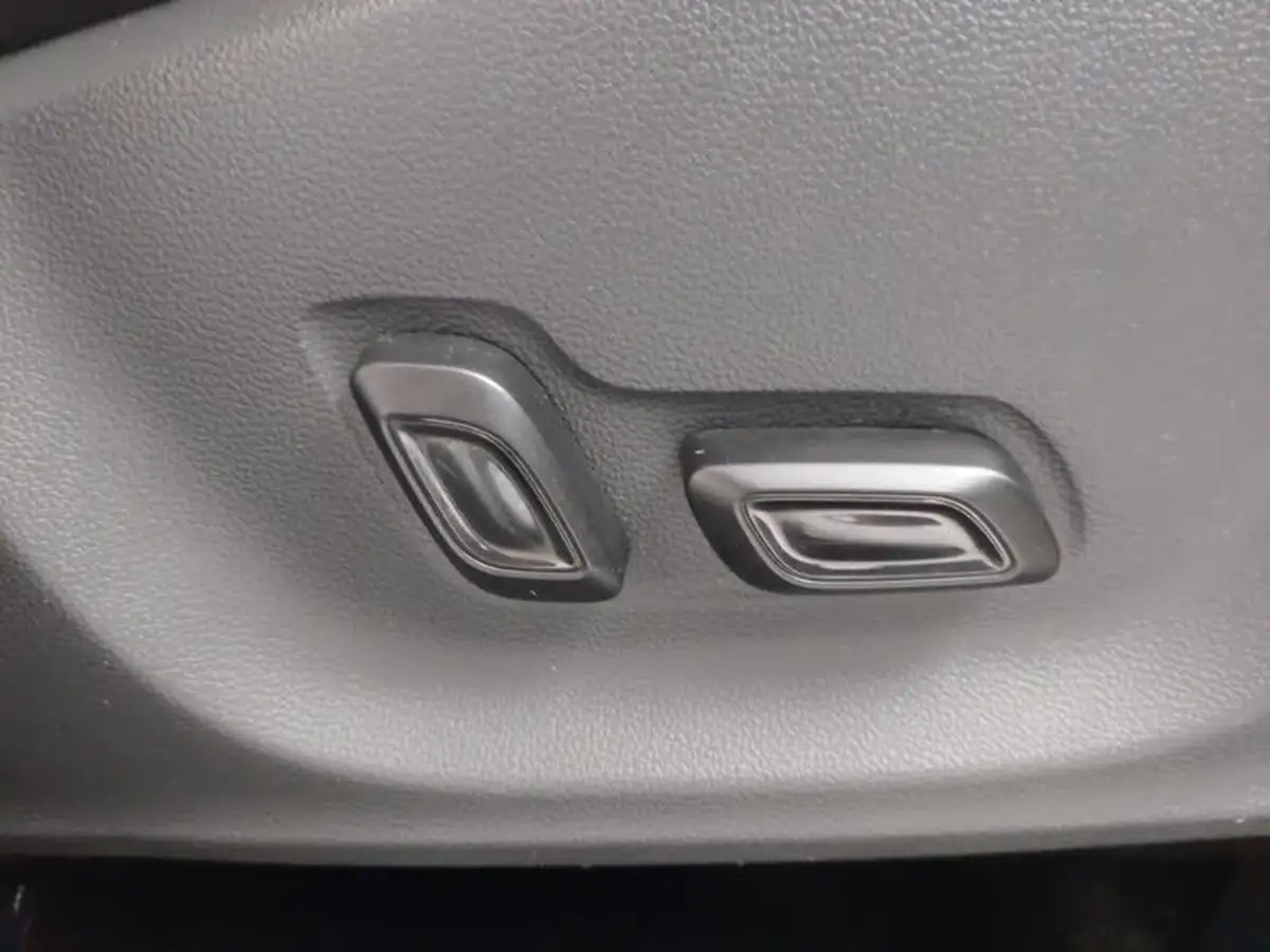 2023-mg-zs-suv-15-vti-tech-exclusive-big-11