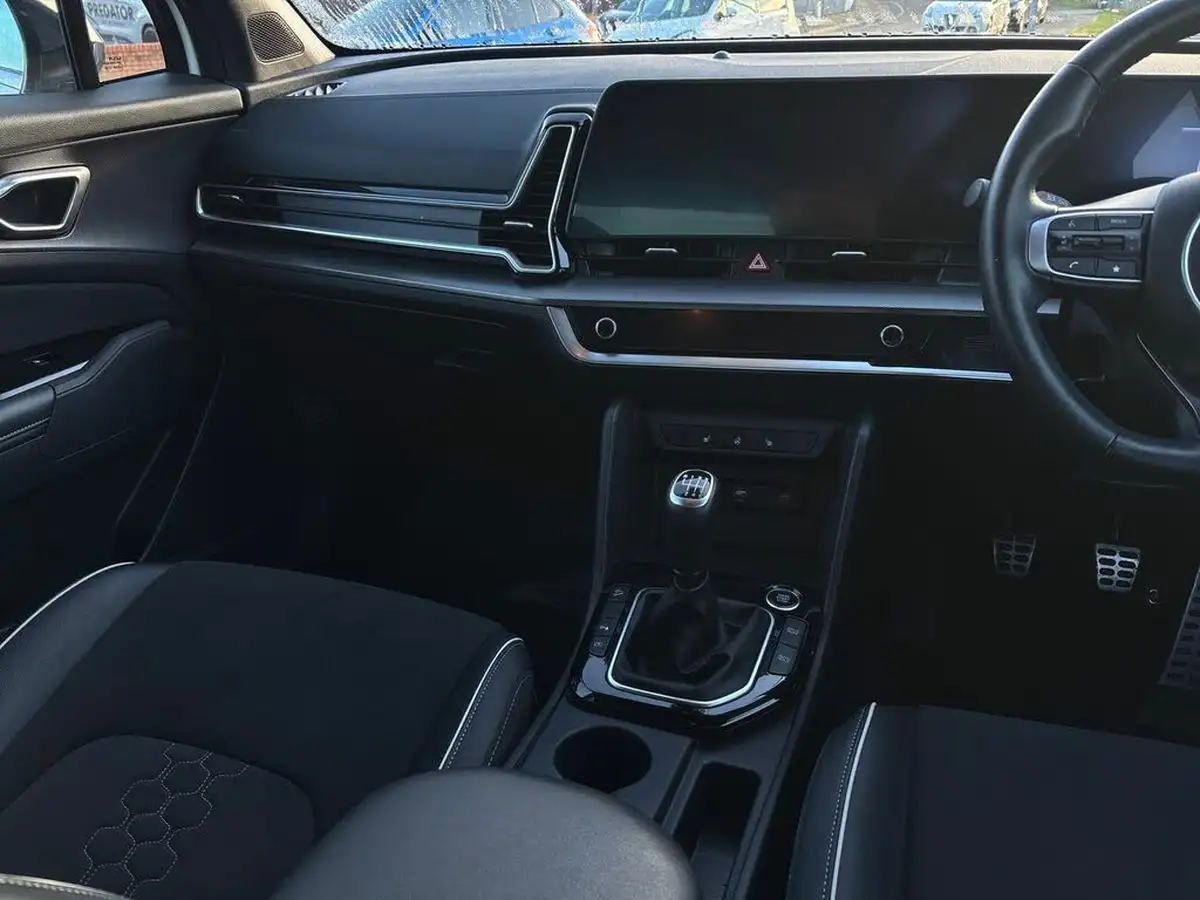 2023-kia-sportage-16-t-gdi-gt-line-148bhp-big-16