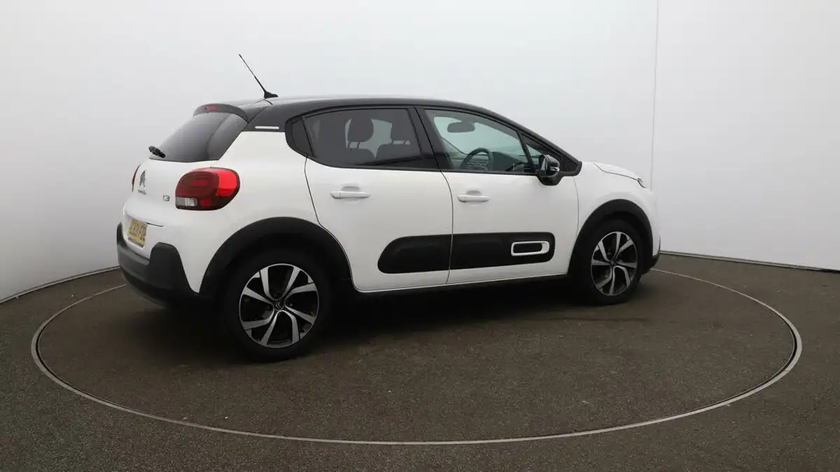 2021-citroen-c3-12-puretech-shine-plus-83ps-big-42