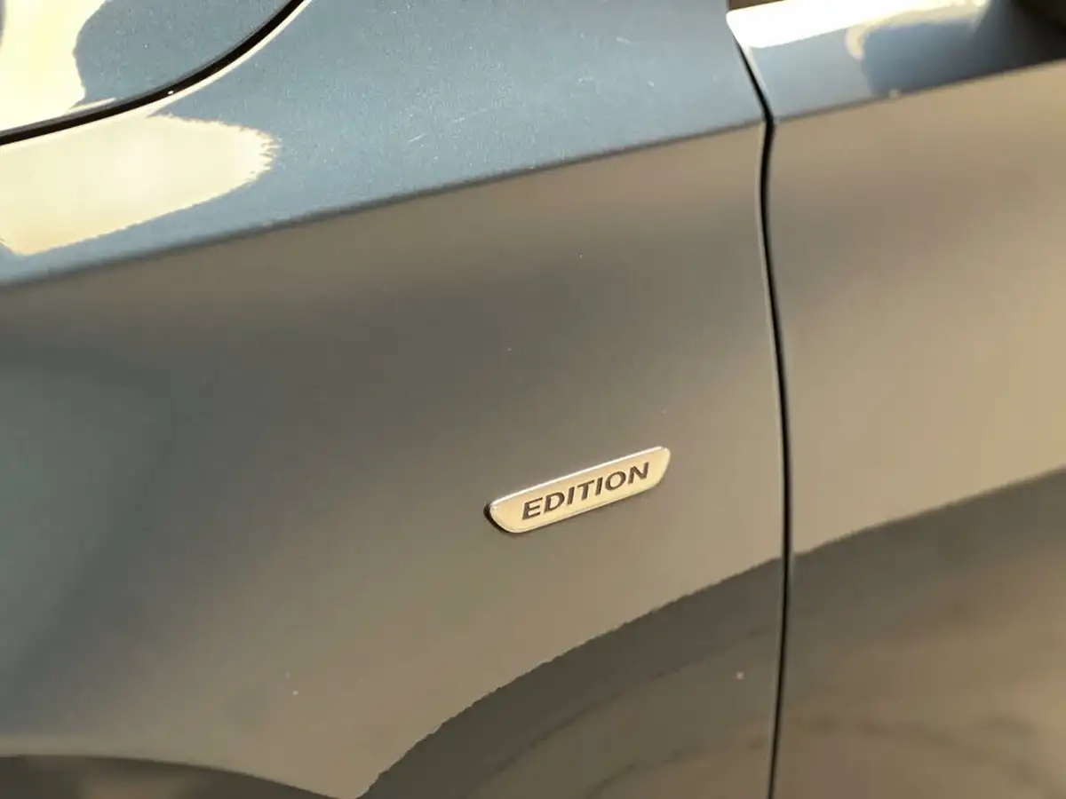 2021-mercedes-benz-a-class-13-a200-exclusive-edition-7g-dct-big-31