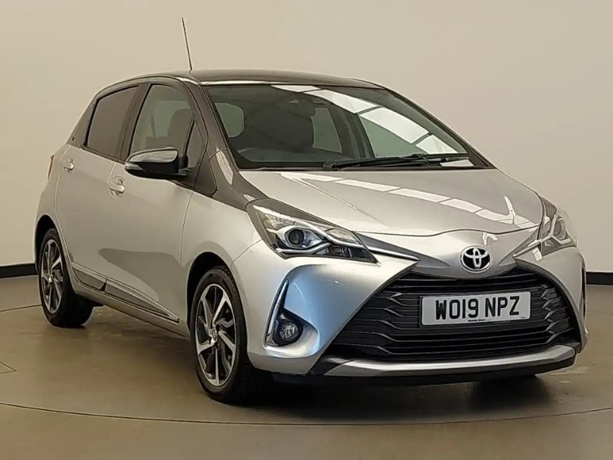 2019-toyota-yaris-15-vvt-i-y20-111bhp-1496cc-big-0