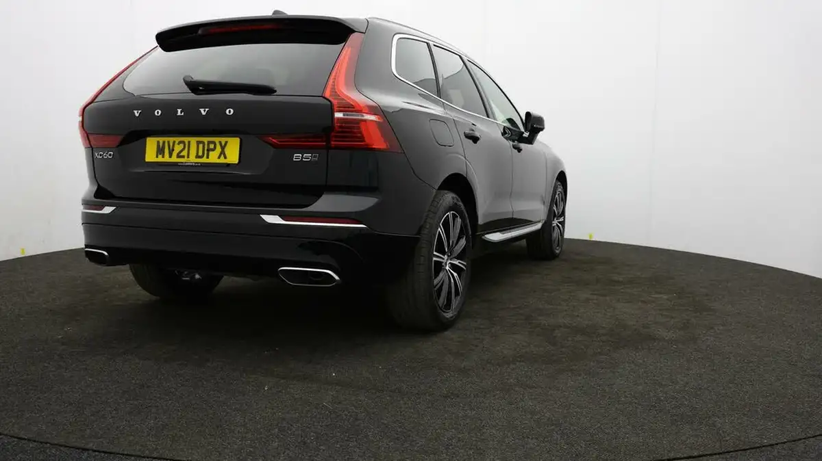 2021-volvo-xc60-20-b5-inscription-awd-big-74
