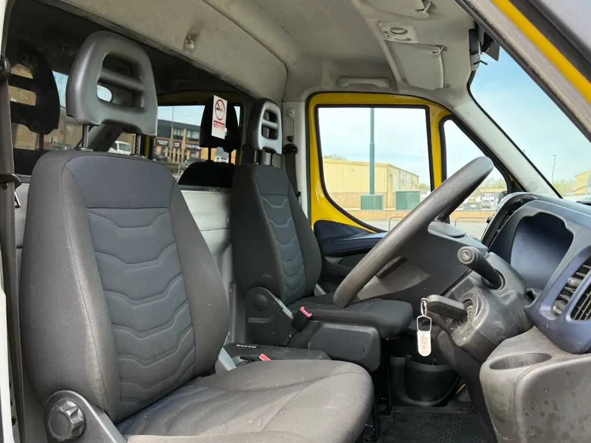 2019-iveco-daily-s-class-23td-35s12-4100-eu6-chassis-cab-hi-matic-big-20