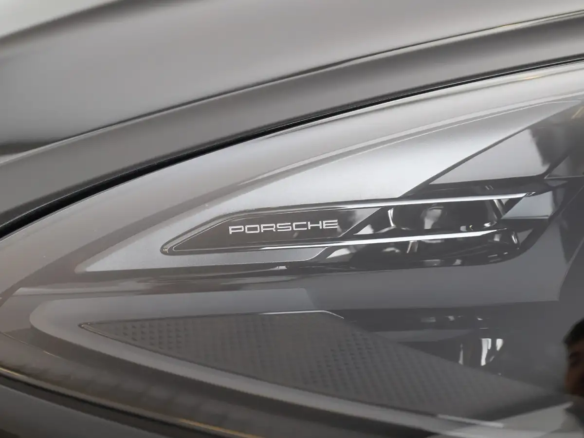 2022-porsche-macan-29-v6-gts-big-39