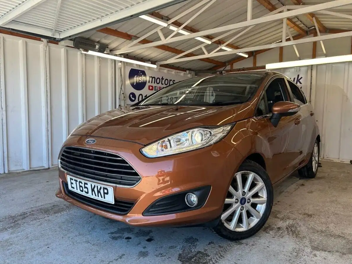 2016-ford-fiesta-10t-titanium-100ps-ecoboost-5d-powershift-big-0