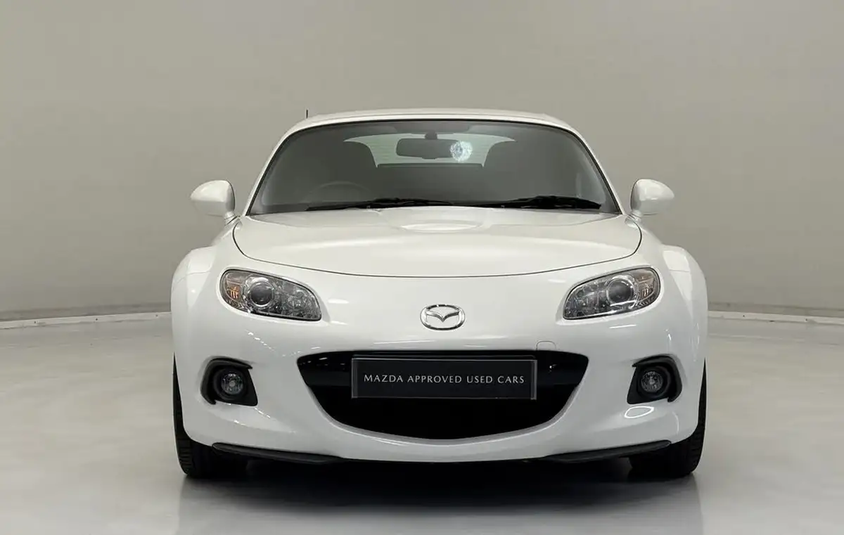 2015-mazda-mx-5-20-roadster-sport-tech-nav-big-25