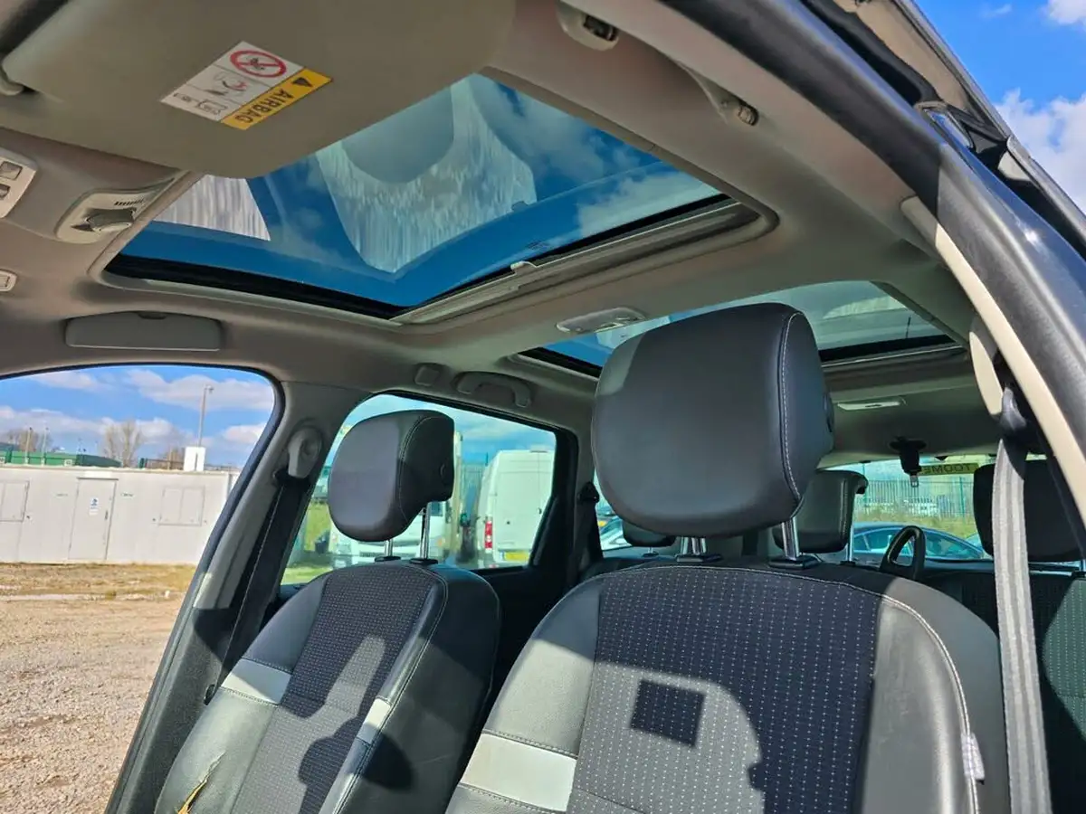 2015-renault-grand-scenic-15dci-dynamique-nav-edc-auto-big-44