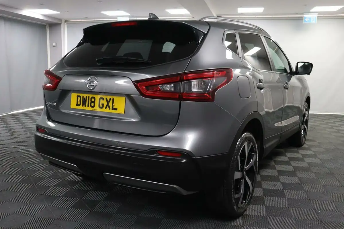 2018-nissan-qashqai-12-dig-t-tekna-big-8