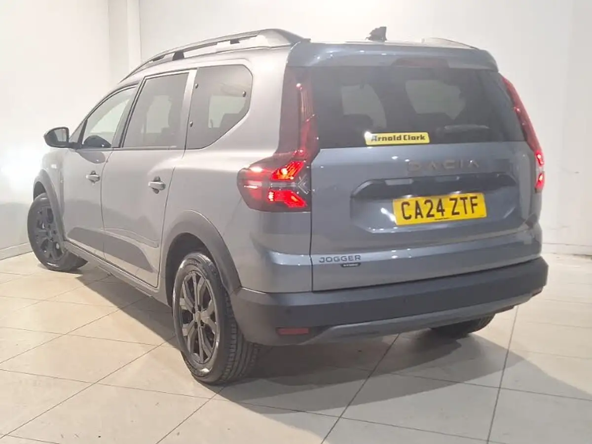 2024-dacia-jogger-16-tce-extreme-big-1