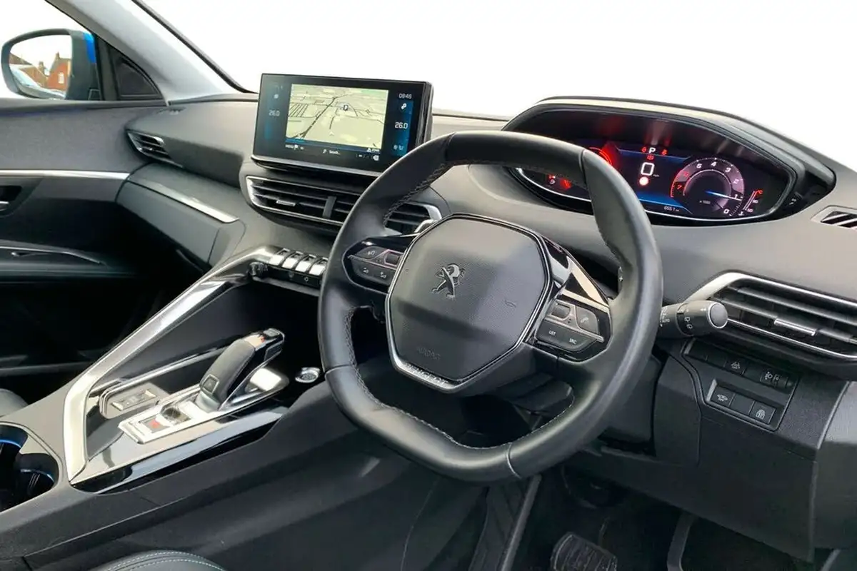 2021-peugeot-3008-suv-12-puretech-allure-premium-eat8-big-9