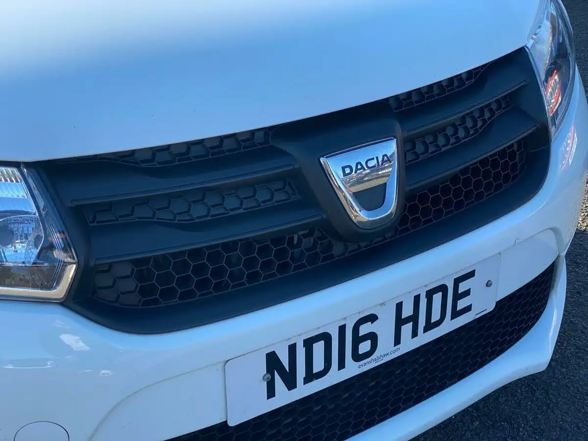2016-dacia-sandero-15dci-ambiance-big-9