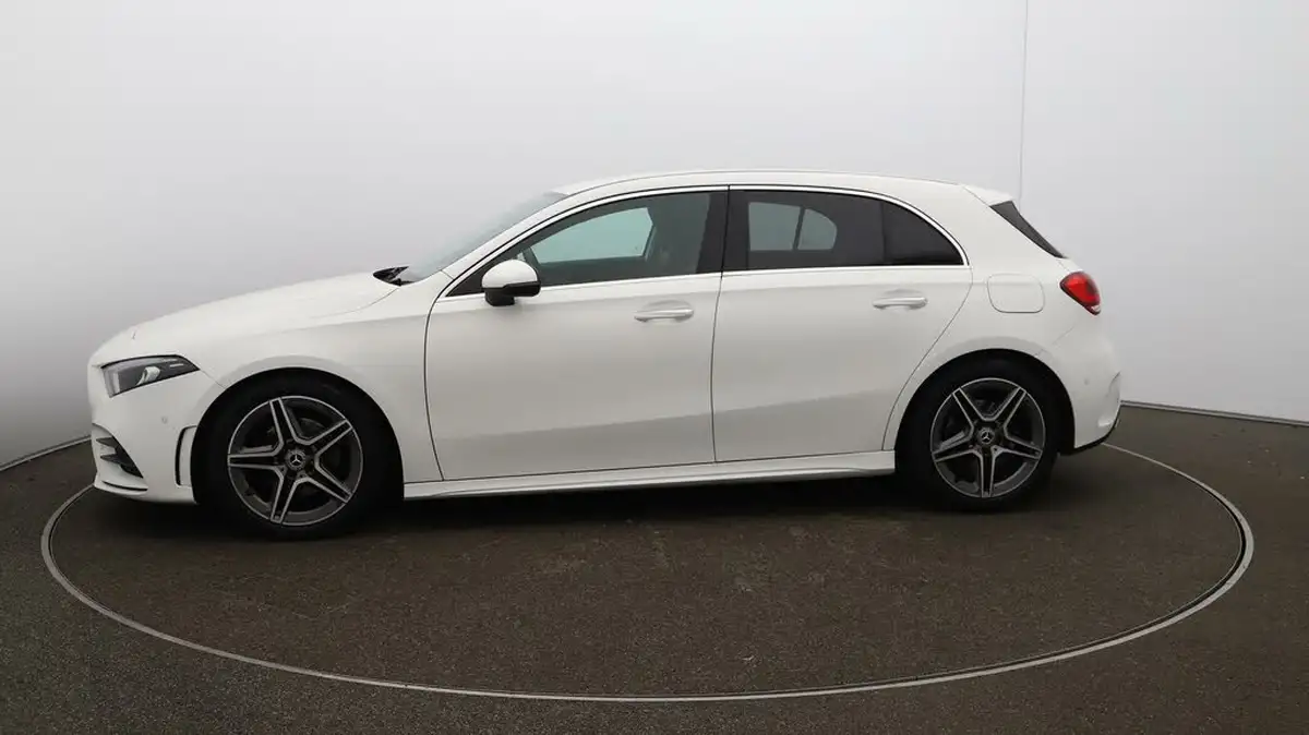2018-mercedes-benz-a-class-13-a200-amg-line-premiumss-hatchback-5d-7g-dct-big-4