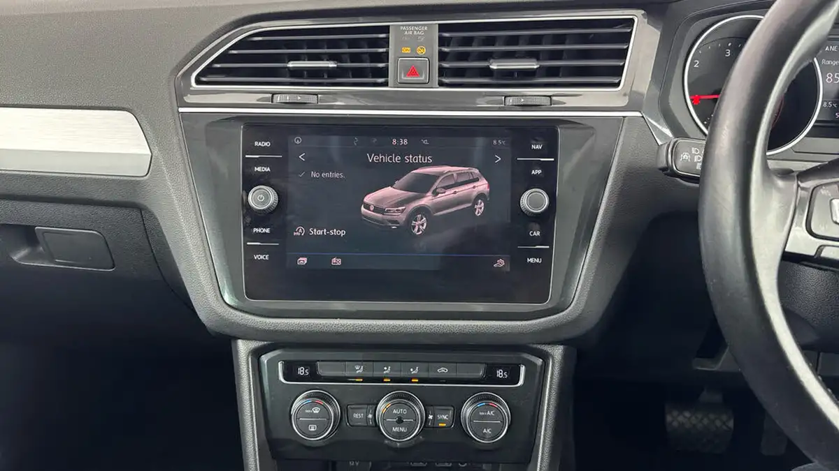 2018-volkswagen-tiguan-20tdi-se-navigation-150ps-ss-dsg-big-11