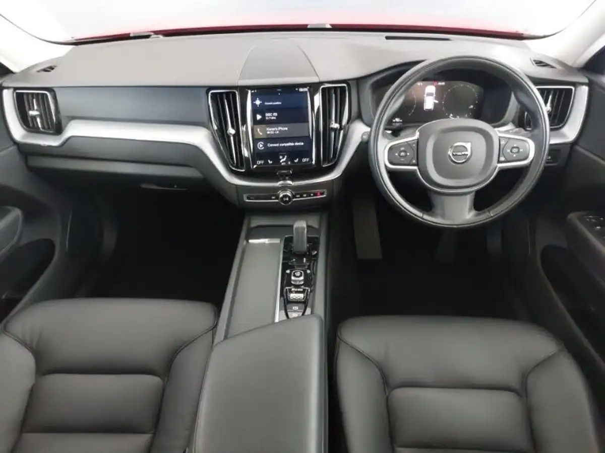 2019-volvo-xc60-20td-b4-momentum-pro-big-2