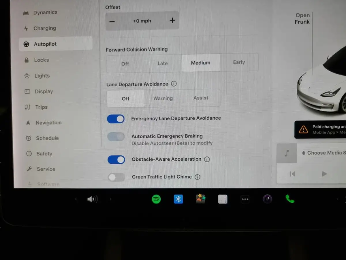 2021-tesla-model-3-e-long-range-4x4-big-17