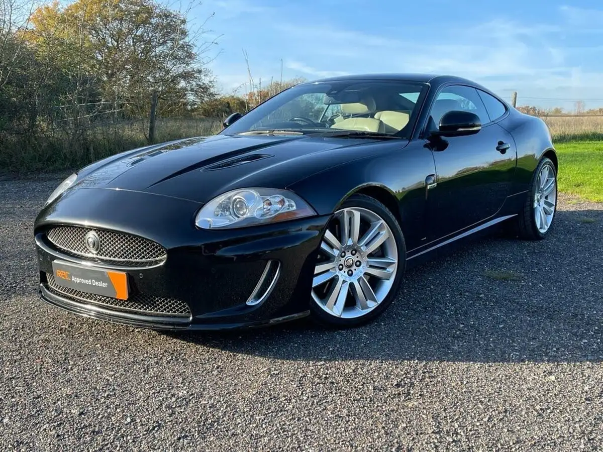 2009-jaguar-xkr-50-coupe-big-4
